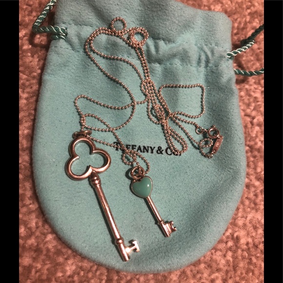 Tiffany & Co. Jewelry - Tiffany’s chain with 2 keys